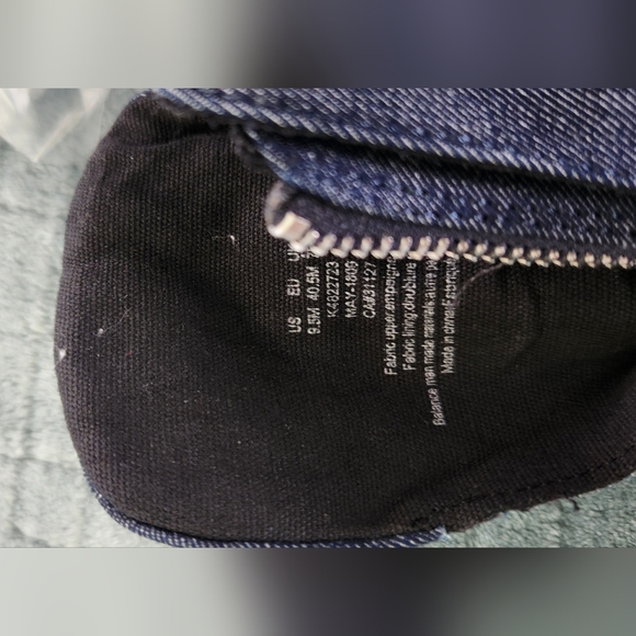 NWOT DKNY Dark Blue Denim Wedge Boots - Picture 8 of 9